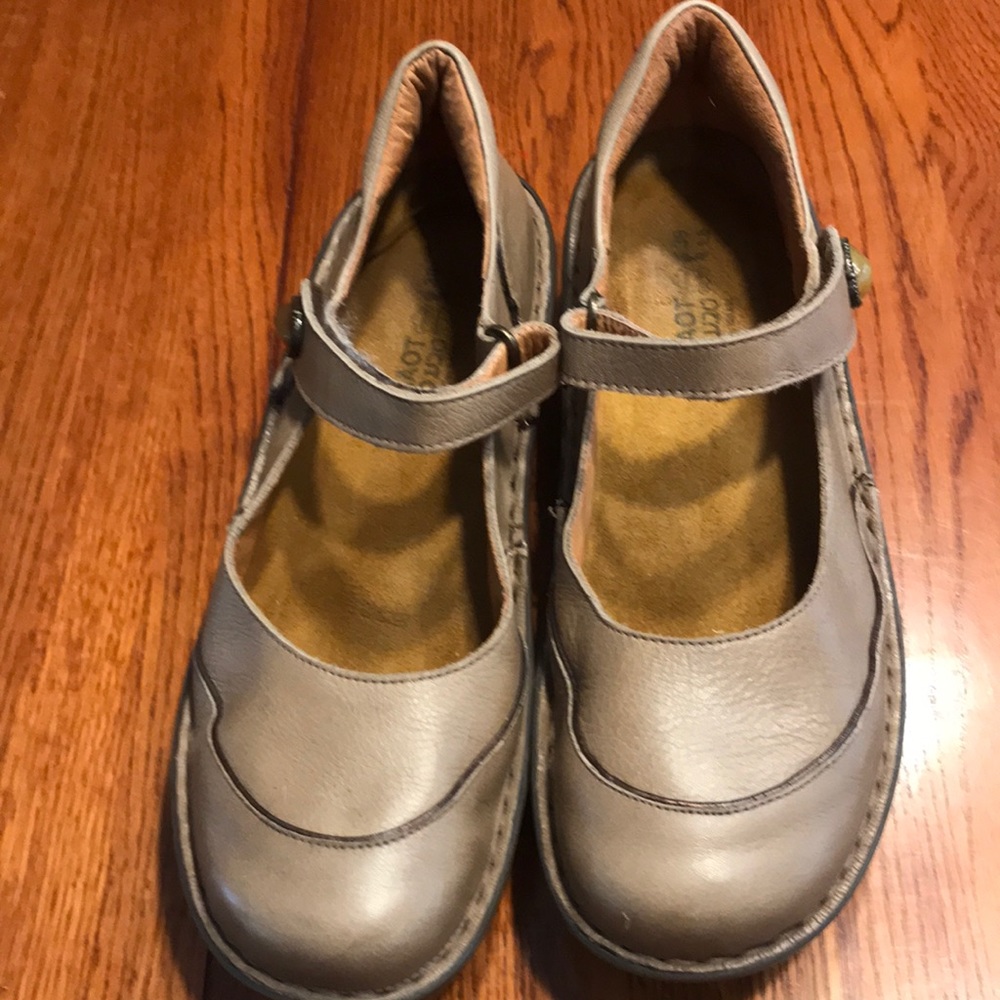Naot Mary Janes.